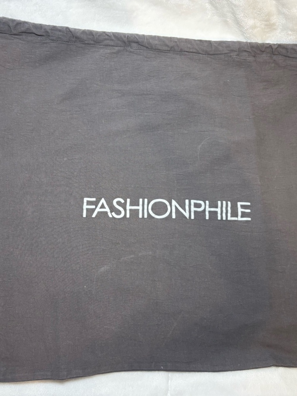 Fashionphile Dust Bag – Black  • Size: 17 1/2” x 21 1/4”